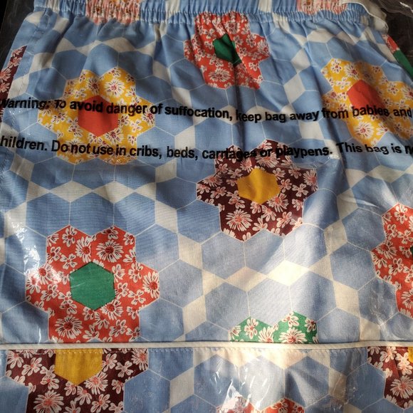 ban.do Retired Patchwork Leisure Shorts Large NWT - Picture 2 of 4